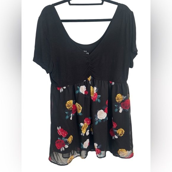 torrid Tops - Torrid Super Soft Babydoll Blouse – Black & Floral – Size 2X